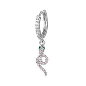 Détail de boucles d'oreilles serpent en cuivre plaqué or 18K avec zircons blancs