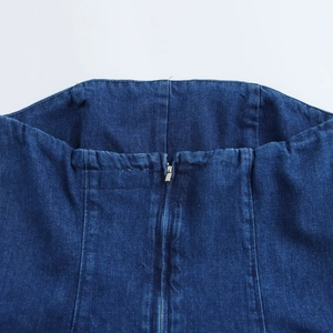 Abito lungo senza spalline in denim retrò con cerniera metallica posteriore in blu vintage