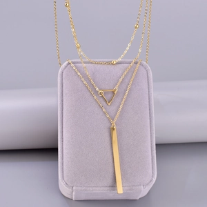 Collier Minimaliste Streetwear Triangle Couleur Unie En Acier Inoxydable 304 Acier Titane Plaqué Or 18k Creux À Trois Couches