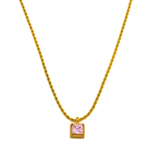 Collier chaîne torsadée dorée avec pendentif carré orné d'une pierre de zircon rose