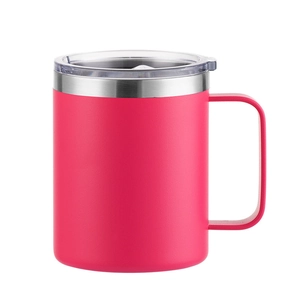 Close-up of pink 12oz stainless steel coffee mug with a clear lid and handle detail