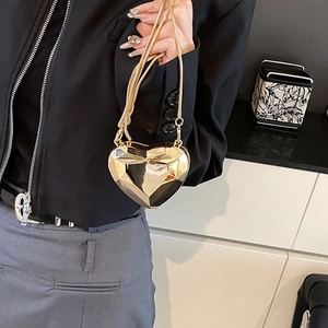 Chic golden heart shaped geometric metal handbag with chain strap for women