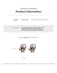 Vue détaillée des boucles d'oreilles papillon en perles avec zircones et dimensions
