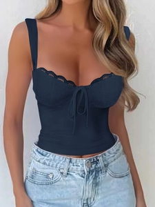 Top estilo corsé Y2K azul marino con encaje y cordones para mujer en foto de moda profesional