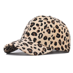 Leopard Print Baseball Cap Corduroy Retro Warm Outdoor Sun Hat Adjustable Fashion Trucker Cap