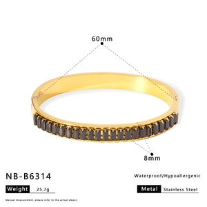 Detailed specs of gold stainless steel bangle with black rectangular stone and measurements