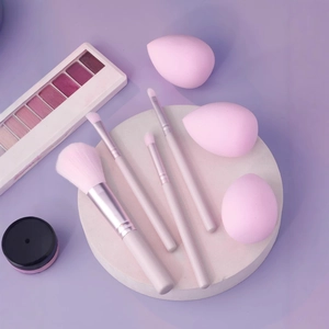 Pink Makeup Brush Set With Beauty Sponges Synthetic Fiber Bristles Wood Handle Portable Beauty Tools
