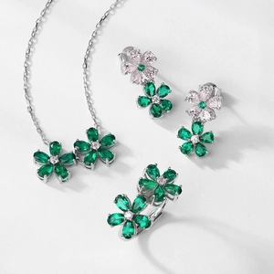 S925 sterling silver emerald flower jewelry set with necklace earrings and ring