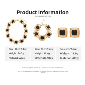 Size and weight specifications for vintage gold-tone necklace, bracelet, and earring set