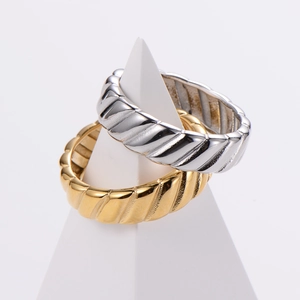 18K gold and silver plated stainless steel rings with spiral tire tread pattern