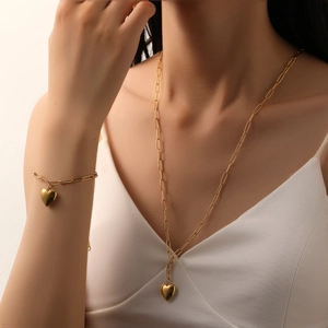 Heart Pendant Necklace And Bracelet Jewelry 18K Gold Plated Stainless Steel Paperclip Chain Elegant Fashionable Women Gift
