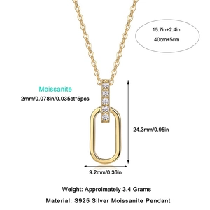 Detail showing S925 sterling silver U-shaped moissanite pendant with size measurements