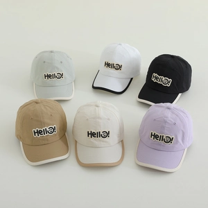 Kinder-Baseballcaps mit Hello-Smiley-Patch aus schnelltrocknendem Stoff in 6 Farben