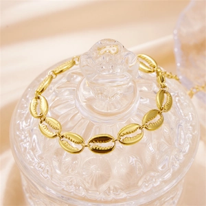 18K gold plated titanium steel bracelet with hollow conch shell links for women