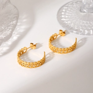 Chic 18K gold-plated C-shaped hollow earrings with Cuban link texture for women