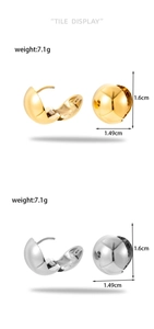 Detailed view of polished sphere earrings with measurements 1.6cm height and 7.1g weight
