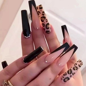 Long Coffin Press On Nails Leopard Print Black V Shape French Design Rhinestone Artificial Fingernails For Women