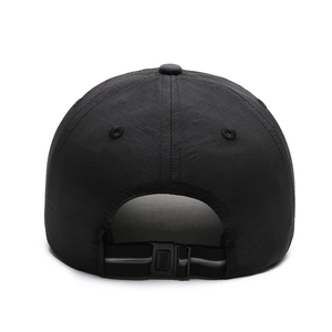 Quick-dry breathable baseball cap with adjustable strap and reflective detail