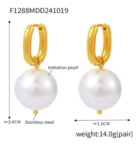 Detailed dimensions of U-shaped stainless steel gold earrings with large white pearls