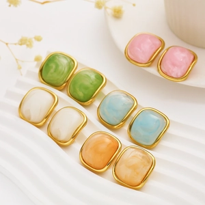 Retro 18k gold square earrings with colorful resin water drop inlays in five colors