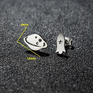 Asymmetric stainless steel rocket and planet stud earrings with dimensions 8mm and 12mm