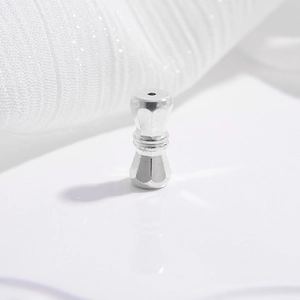 Chiusura a vite geometrica in argento S925 con design bicono sfaccettato per gioielli