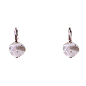 Silver brushed rhombus earrings with pearl and zircon inlay on a clean white background