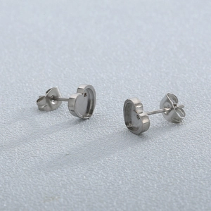 Polished silver heart-shaped stainless steel stud earring bases for DIY jewelry making