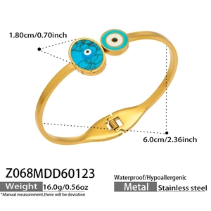 Vue détaillée du bracelet œil protecteur avec turquoise et dimensions 6,0cm diamètre