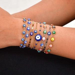 Pulsera de varias capas de acero inoxidable con amuleto de ojo turco para mujer en oro y plata