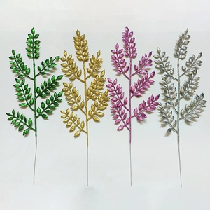 Foglie finte glitterate in quattro colori per decorazioni natalizie e arredamento festivo