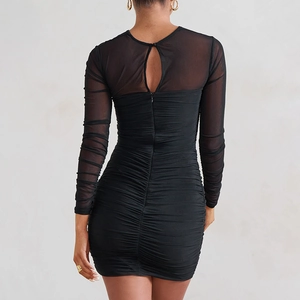 Sexy schwarzes figurbetontes Kleid mit Mesh-Rückenausschnitt und Raffungen für 2025