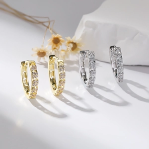 Fashion Copper Hoop Earrings With Hollow Star Design Micro Pave Rhinestone Round Ear Buckles For Unisex Jewelry Accessories