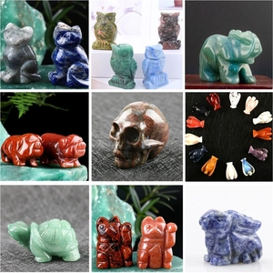 Ensemble de figurines d'animaux sculptées en cristal naturel de 2 pouces en pierres