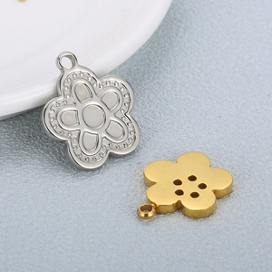 Fashionable floral stainless steel pendants in gold and silver finishes for DIY jewelry