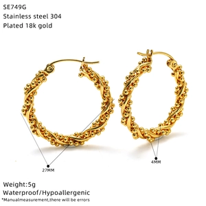 Boucles d'oreilles créoles torsadées 27mm plaquées or 18k en acier inoxydable 304