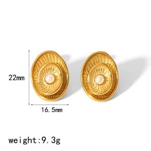 French vintage 18K gold plated oval earrings with textured sunburst and faux pearls