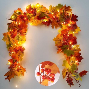 5,7 voet herfst esdoornblad slinger met warme LED-verlichting en rode bessen decoratie