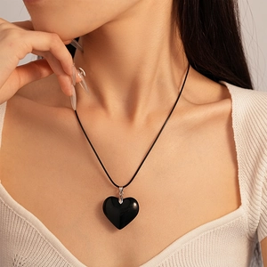 Heart Pendant Necklace Vintage Dark Style Alloy Enamel Glass Charms With Faux Leather Cord Adjustable Jewelry For Women