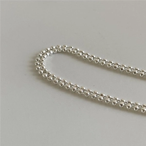 Minimalist S925 sterling silver beaded bracelet featuring a delicate geometric chain design