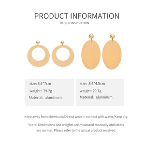 Detailed size and weight specs for oversized geometric gold circle and oval aluminum earrings