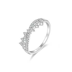 Detailed view of S925 sterling silver crown ring with sparkling cubic zirconia stones