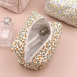 Quilted floral makeup bag set with top zipper in various fresh pastoral patterns