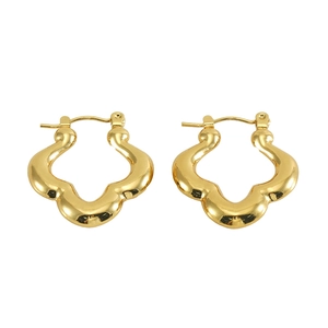 Polished gold floral hoop earrings in a unique irregular cloud shape for women