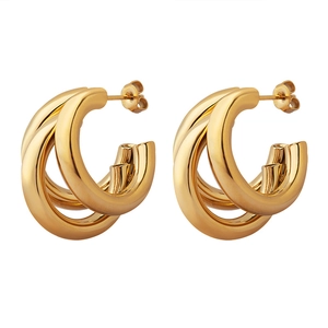 Vintage chunky triple-layered gold C-shape hoop earrings in polished titanium steel