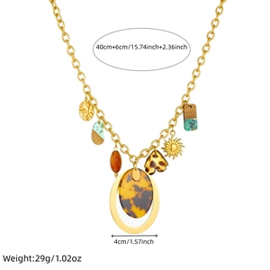 Gold-plated stainless steel necklace with leopard resin and wood geometric pendants