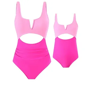 Maillot de bain une pièce color-block rose et rose rouge pour mère et fille avec découpes