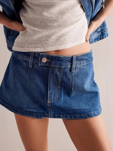 Gonna di jeans blu scuro a vita alta con cuciture dettagliate e chiusura a bottone