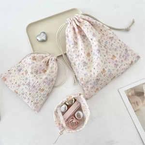 Embossed cartoon drawstring storage bags set with soft pink teddy bear and star patterns