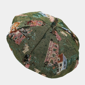 Retro dark green beret with artistic European town jacquard pattern in vintage style
